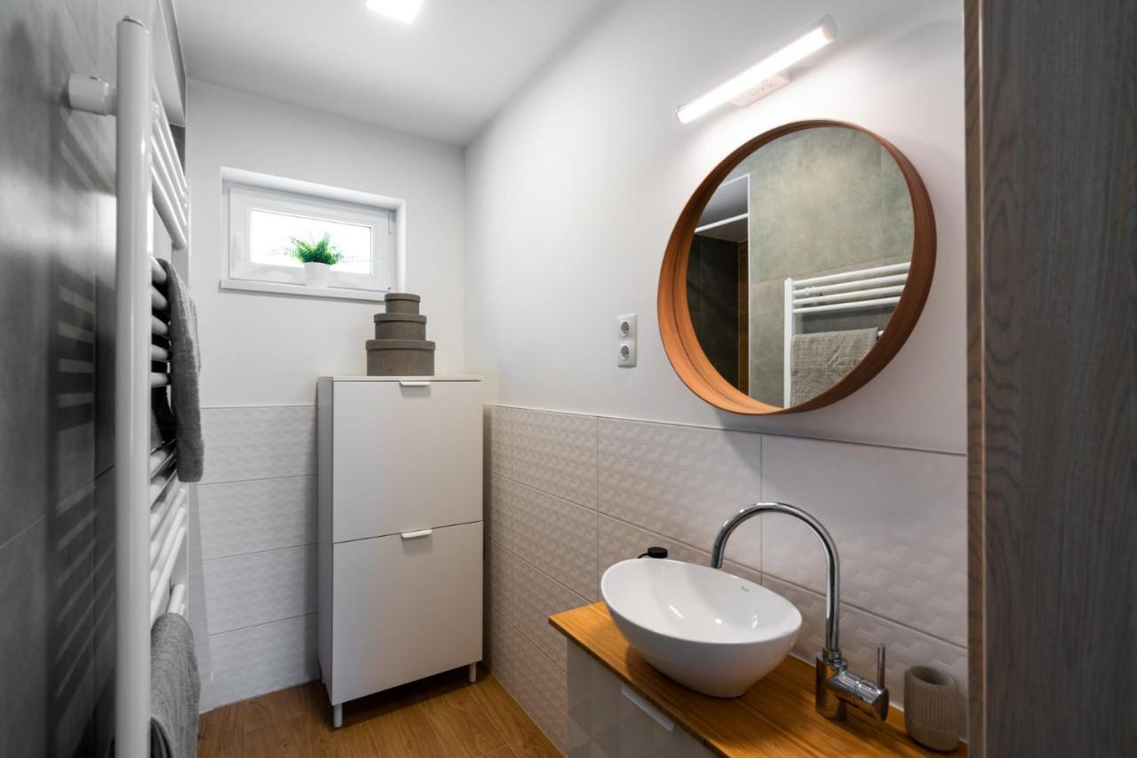 Captain’s Home Kenese Apartman Balatonkenese Exterior foto