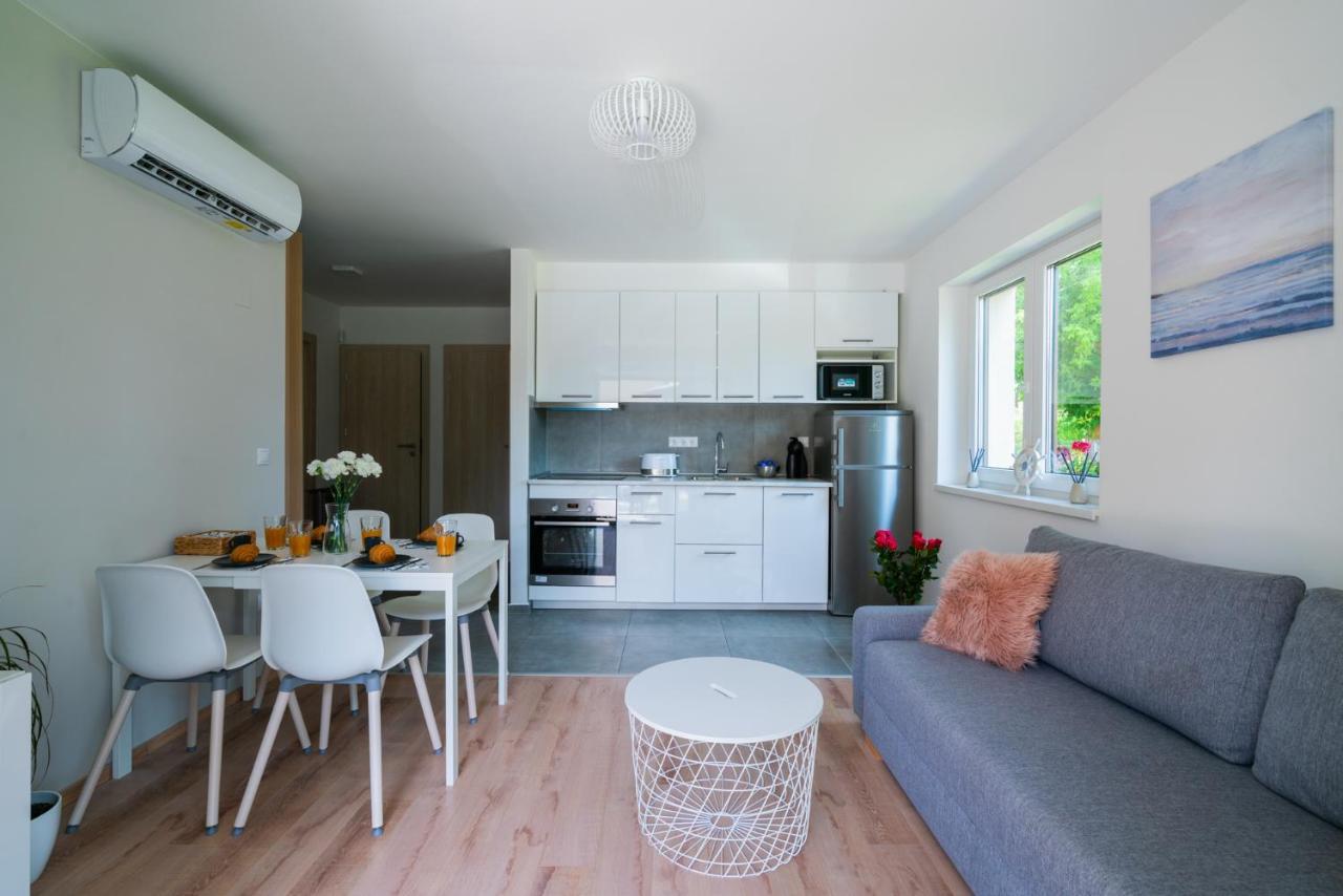 Captain’s Home Kenese Apartman Balatonkenese Exterior foto
